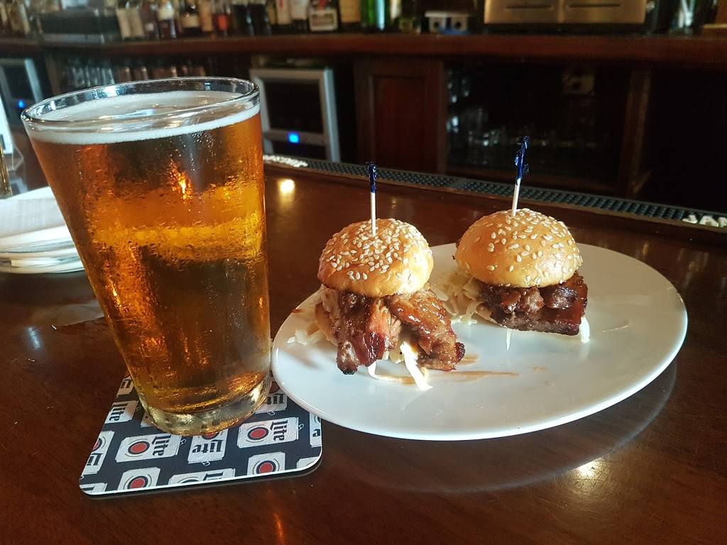 Exiles Bar | restaurant | 1610 U St NW, Washington, DC 20009, USA | 2022322171 OR +1 202-232-2171