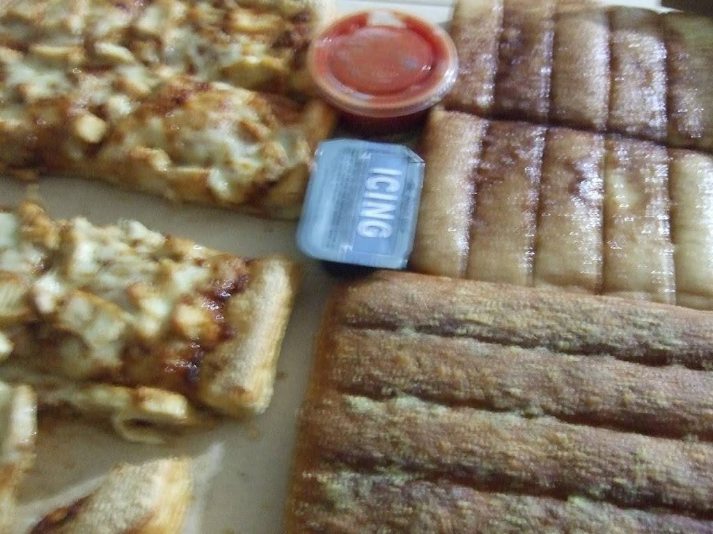 Pizza Hut | restaurant | 5815 Leesburg Pike, Falls Church, VA 22041, USA | 7038248400 OR +1 703-824-8400