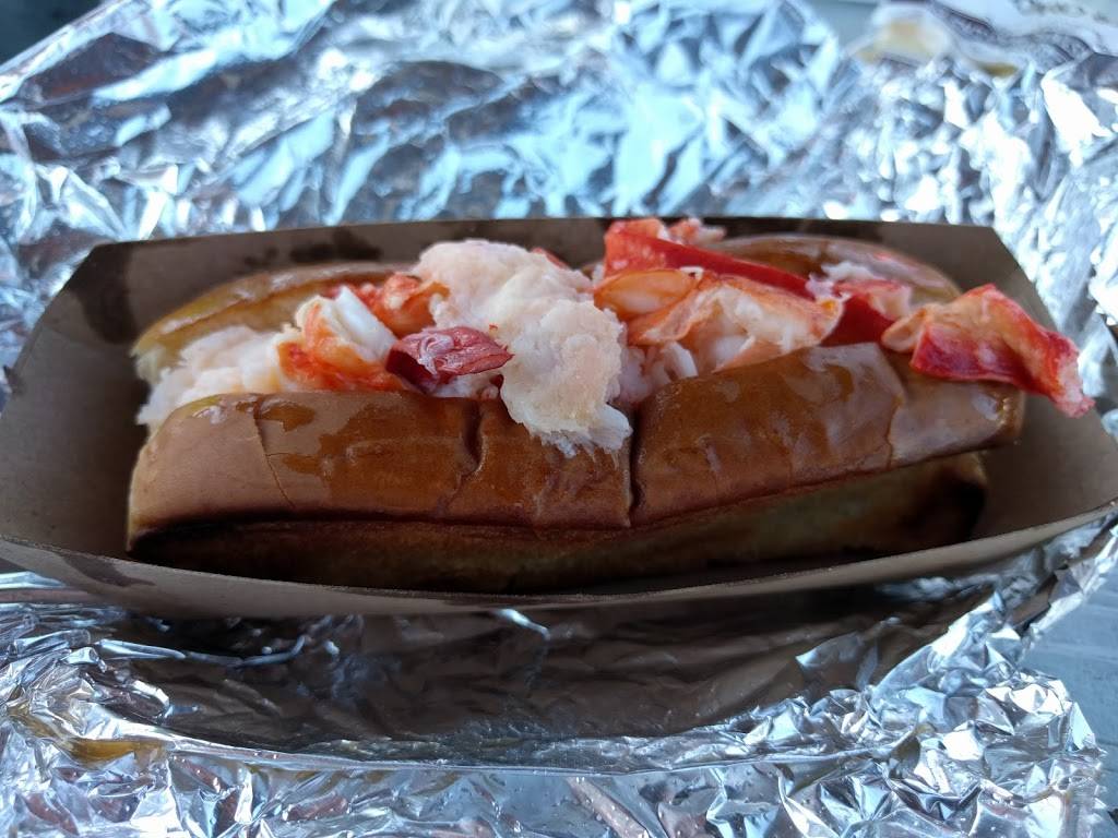 Guilford Lobster Pound | restaurant | 3443, 505 Old Whitfield St, Guilford, CT 06437, USA | 2034536122 OR +1 203-453-6122