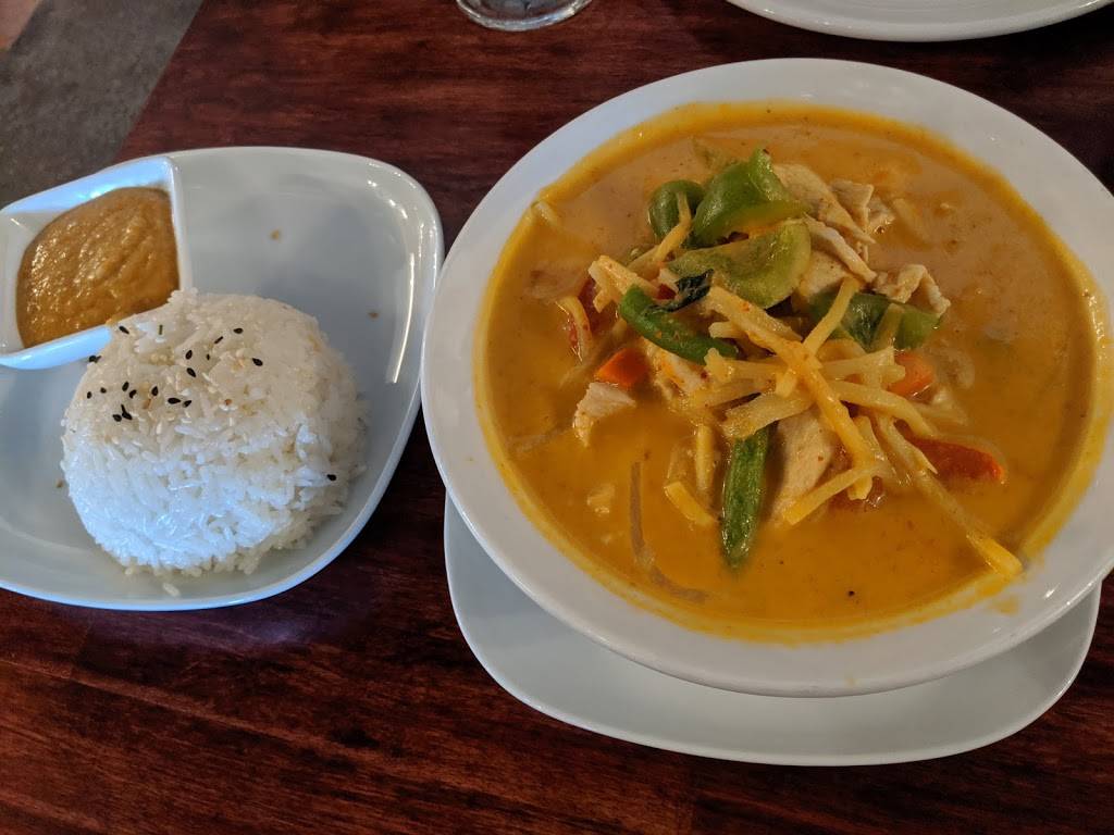 Thailandia | restaurant | 119 E Main St, Welland, ON L3B 3W5, Canada | 9057321234 OR +1 905-732-1234