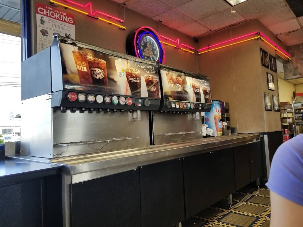 Burger King | restaurant | Clandenny Ave & Route 440 South, Jersey City, NJ 07303, USA | 2013331472 OR +1 201-333-1472