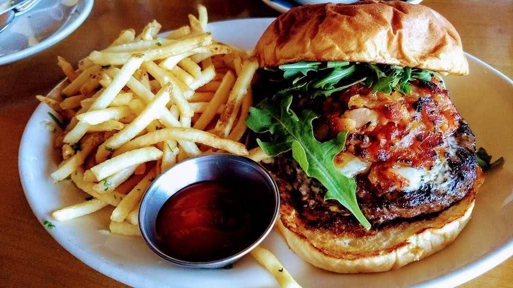 Salt Creek Grille | restaurant | 2015 East Park Place, El Segundo, CA 90245, USA | 3103359288 OR +1 310-335-9288