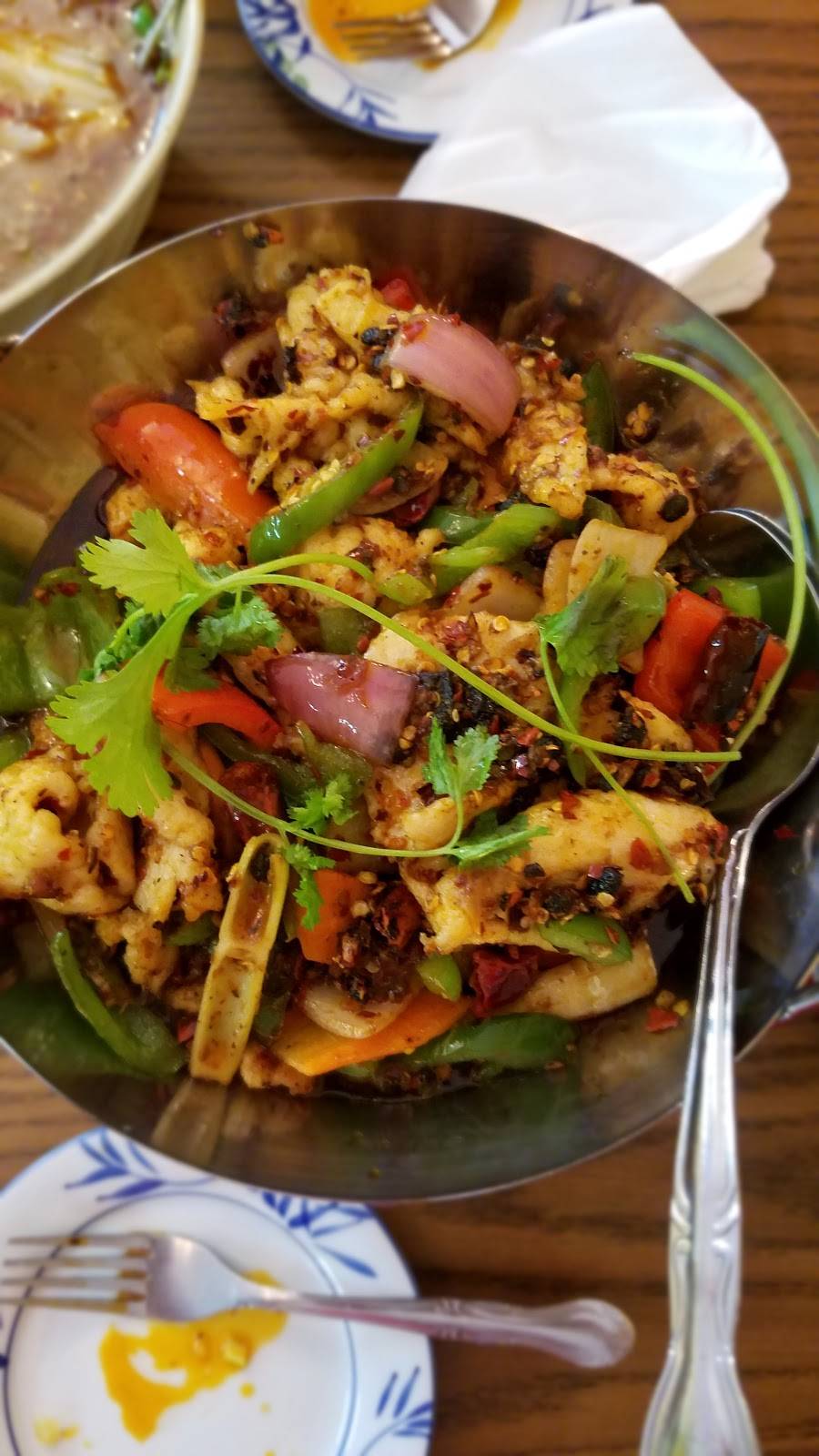 Sichuan Chinese Restaurant and Hot-Pot | restaurant | 122 E Beaufort St, Normal, IL 61761, USA | 3098889999 OR +1 309-888-9999