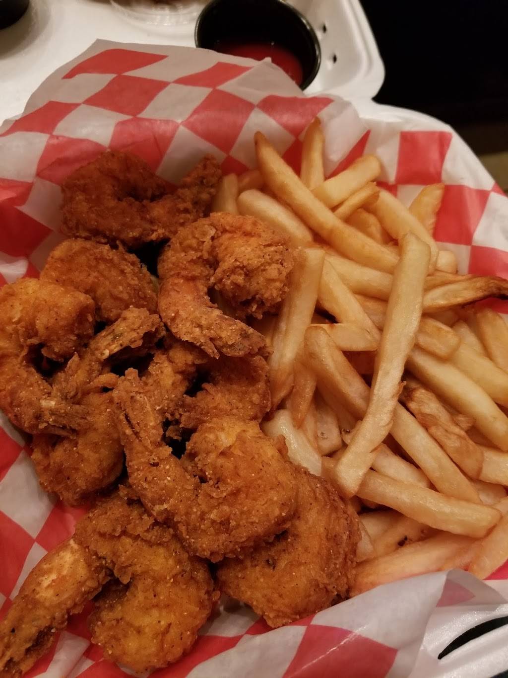 Ms Gwens Fish & Chips | restaurant | 5017 Milford Rd #4, East Stroudsburg, PA 18302, USA | 5702343202 OR +1 570-234-3202