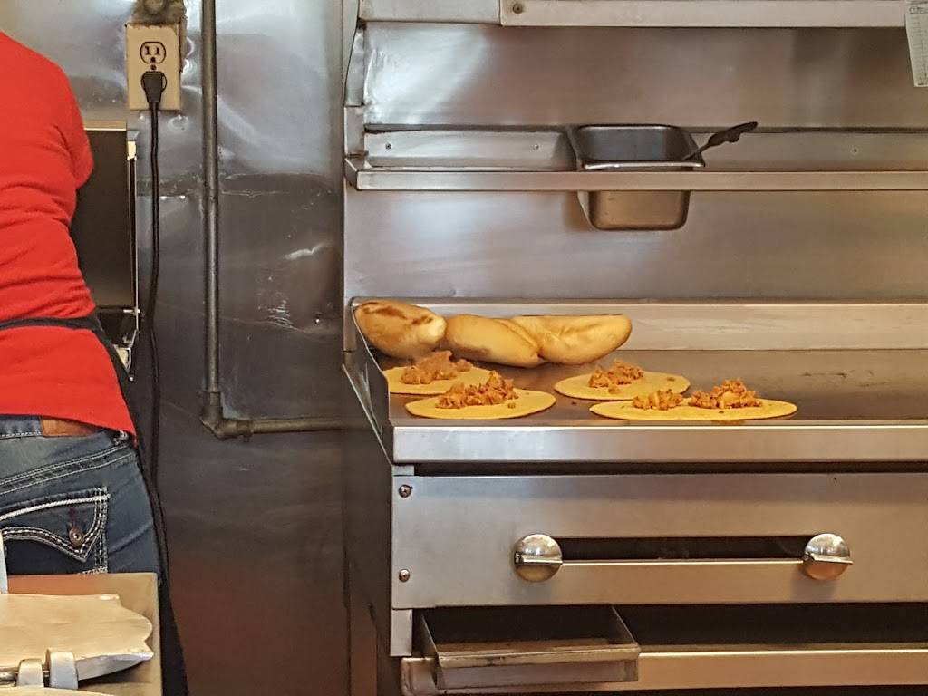 Cocina Dona Chona | restaurant | 1938 Florence Ave, Los Angeles, CA 90001, USA | 3235813036 OR +1 323-581-3036