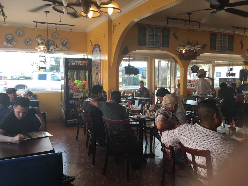 Los dos potrillos restaurant | restaurant | 301 E Alisal St, Salinas, CA 93901, USA | 8317574540 OR +1 831-757-4540