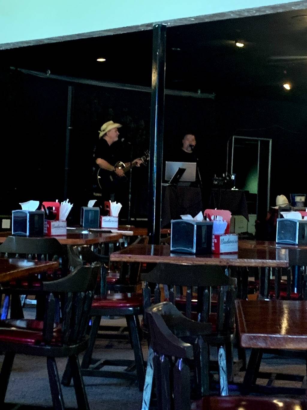 Gators Roadside Grill | restaurant | 1301 Canal St, New Smyrna Beach, FL 32168, USA | 3864104084 OR +1 386-410-4084