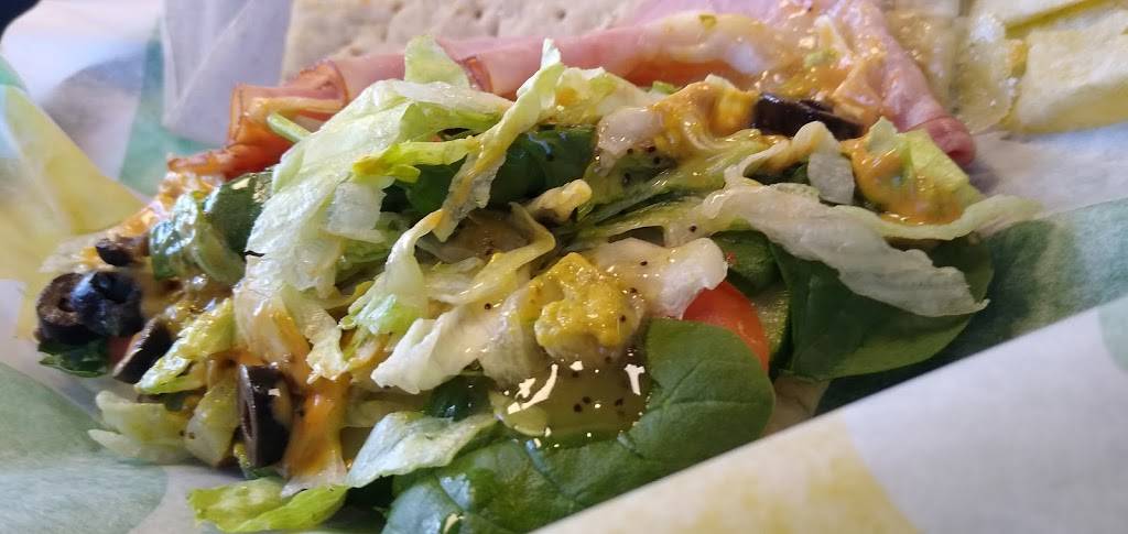 Subway | meal takeaway | 13401 Blue Heron Beach Dr, Orlando, FL 32821, USA | 4074873062 OR +1 407-487-3062