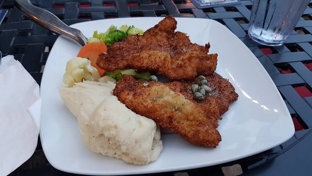 B&B Taps & Grill | restaurant | 2020 Lakeshore Rd, Burlington, ON L7R 4G8, Canada | 2893379119 OR +1 289-337-9119