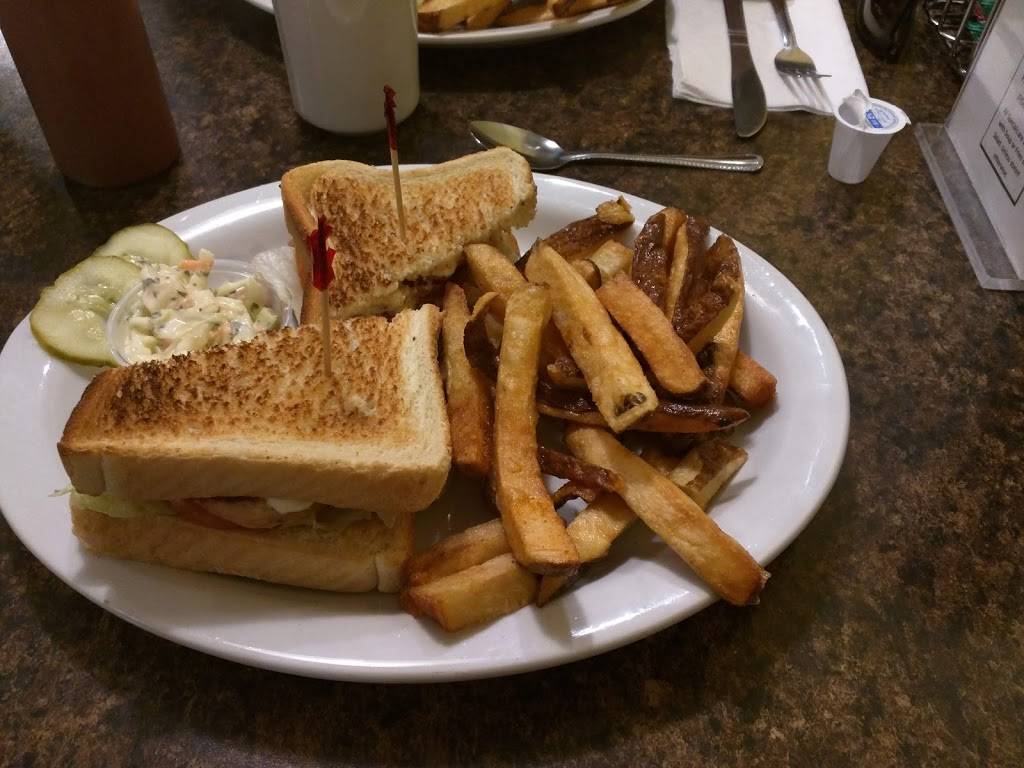 Friends Diner | restaurant | 400 Laclie St, Orillia, ON L3V 4P5, Canada | 7053268594 OR +1 705-326-8594