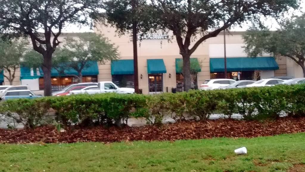 Burger King | restaurant | 6003 S Orange Blossom Trail, Orlando, FL 32809, USA | 4078552650 OR +1 407-855-2650