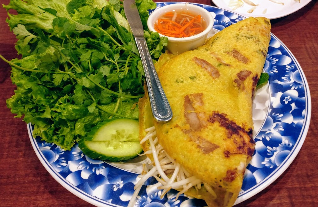 Saigon Nites | restaurant | 15689 N Hayden Rd #127, Scottsdale, AZ 85260, USA | 4806091116 OR +1 480-609-1116