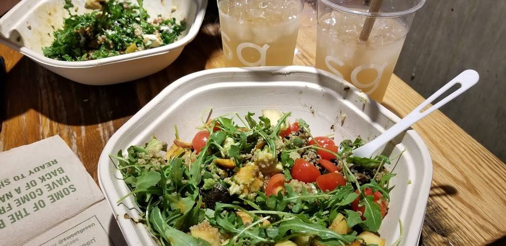 sweetgreen | restaurant | 1800 N Lynn St, Arlington, VA 22209, USA | 7033729009 OR +1 703-372-9009