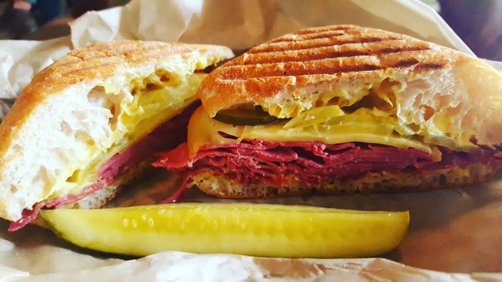 J-Birds Deli & Ales | restaurant | 106 W Marion St, Shelby, NC 28150, USA | 7044069641 OR +1 704-406-9641