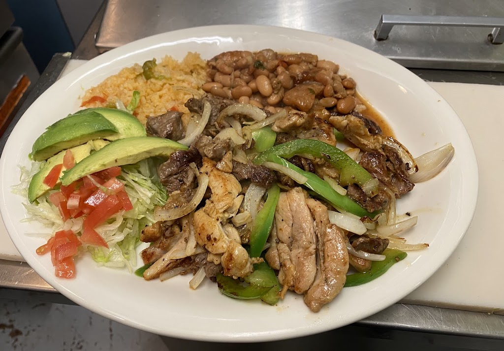 Taqueria el primo | restaurant | 4606 Leopard St, Corpus Christi, TX 78408, USA | 3615488683 OR +1 361-548-8683