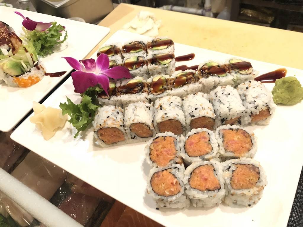 sakana sushi | restaurant | 435 Main St, Monroe, CT 06468, USA | 2034528220 OR +1 203-452-8220