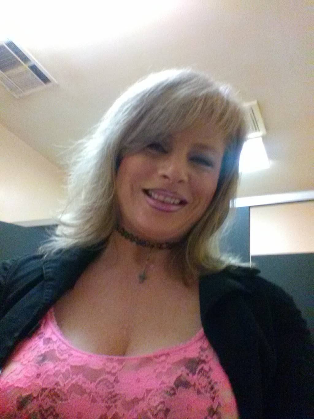 Sunset Diner | restaurant | 8311 Springridge-Texas Line Rd, Keithville, LA 71047, USA | 3189255558 OR +1 318-925-5558