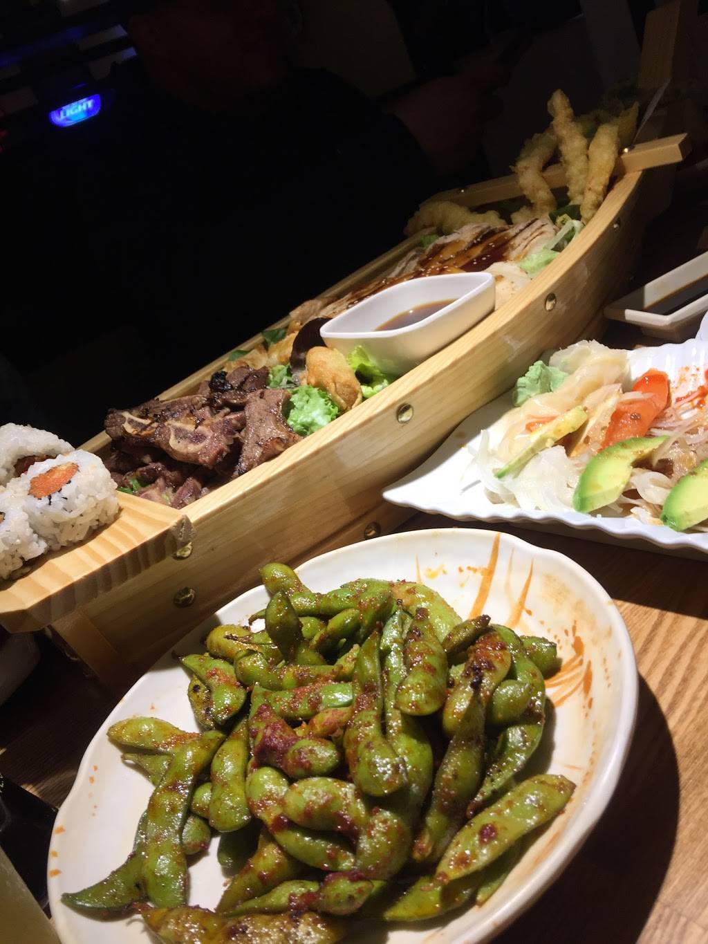 Summa Sushi | restaurant | 15218 Summit Ave #500, Fontana, CA 92336, USA | 9098994533 OR +1 909-899-4533