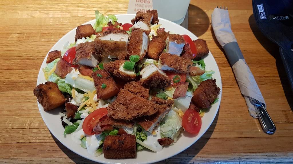 Applebees Grill + Bar | restaurant | 8200 Arroyo Cir, Gilroy, CA 95020, USA | 4088485600 OR +1 408-848-5600