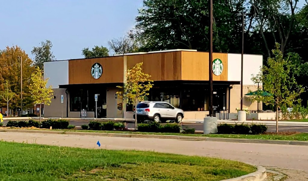 Starbucks | cafe | 904 State Rte 31, McHenry, IL 60050, USA | 8153880018 OR +1 815-388-0018