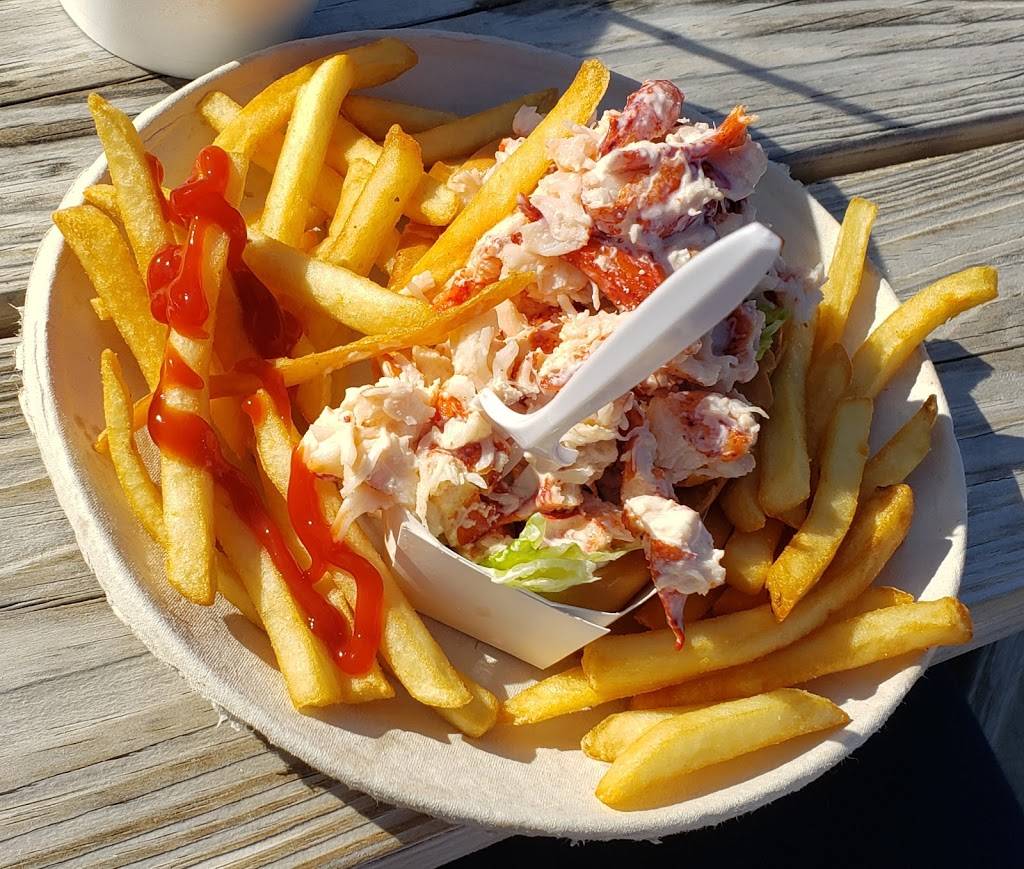 The Seafood Shanty | restaurant | 803 Scenic Hwy, Buzzards Bay, MA 02532, USA | 5088880040 OR +1 508-888-0040