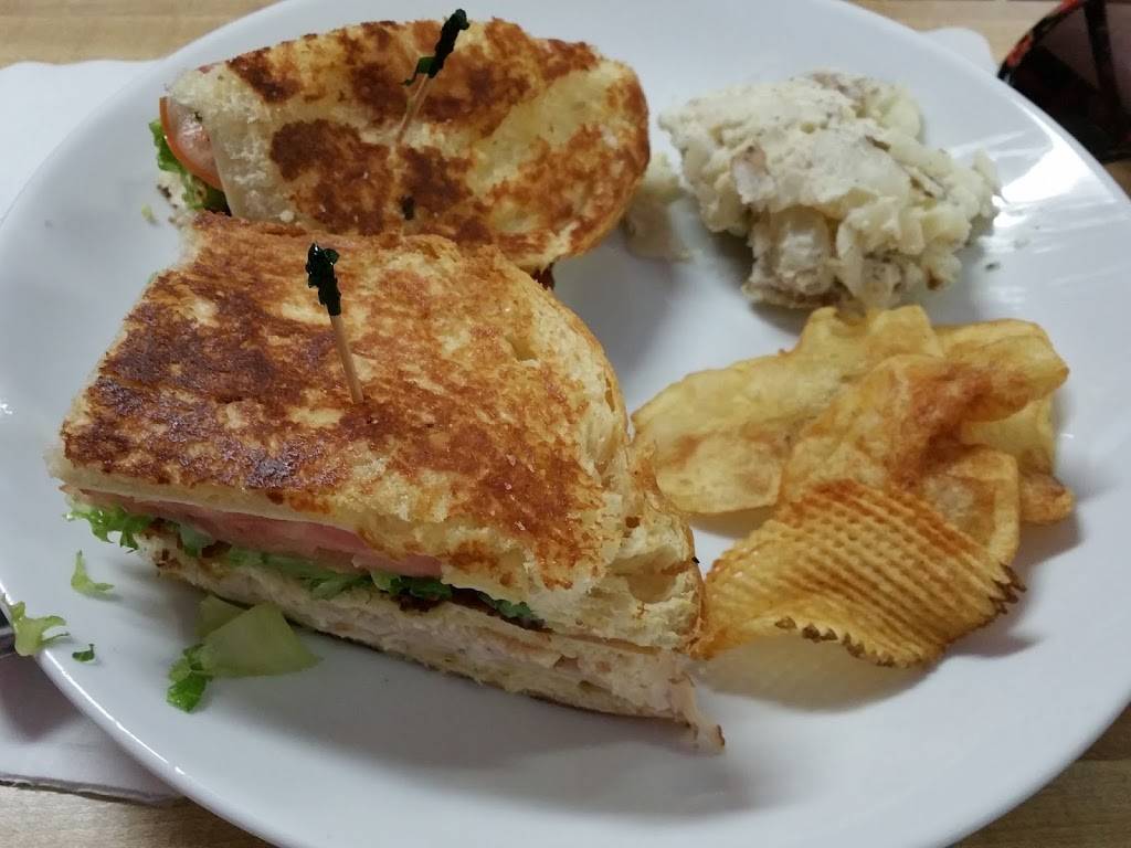 The Corner Restaurant | restaurant | 105 River St, Milford, CT 06460, USA | 2038821150 OR +1 203-882-1150