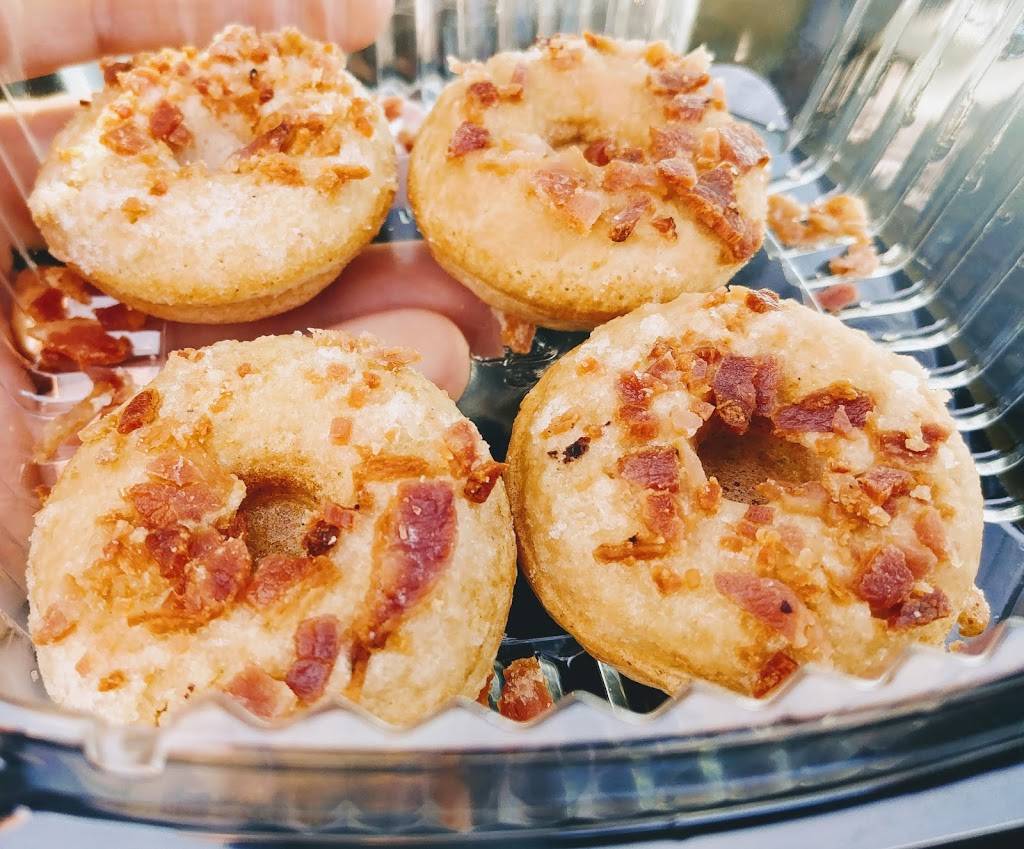 The Keto Bakery | bakery | 17 Market Square, Napanee, ON K7R 1J4, Canada | 6133089525 OR +1 613-308-9525