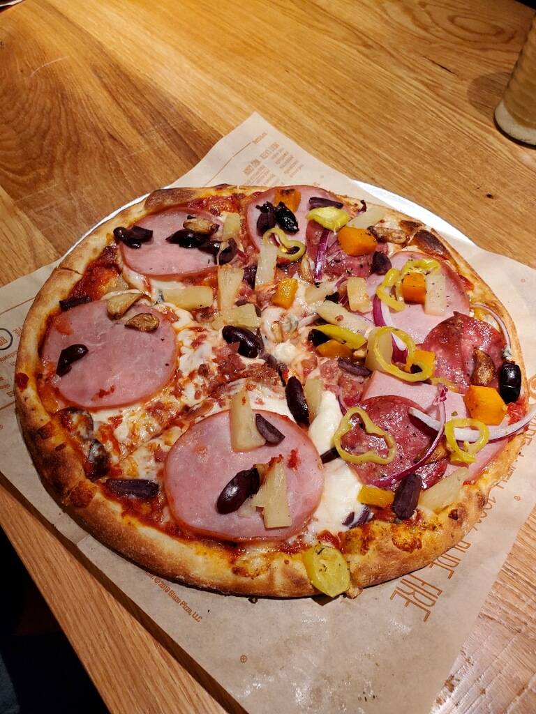 Blaze Pizza | meal takeaway | 1617 Pleasonton Rd, Fort Bliss, TX 79916, USA | 9159758666 OR +1 915-975-8666