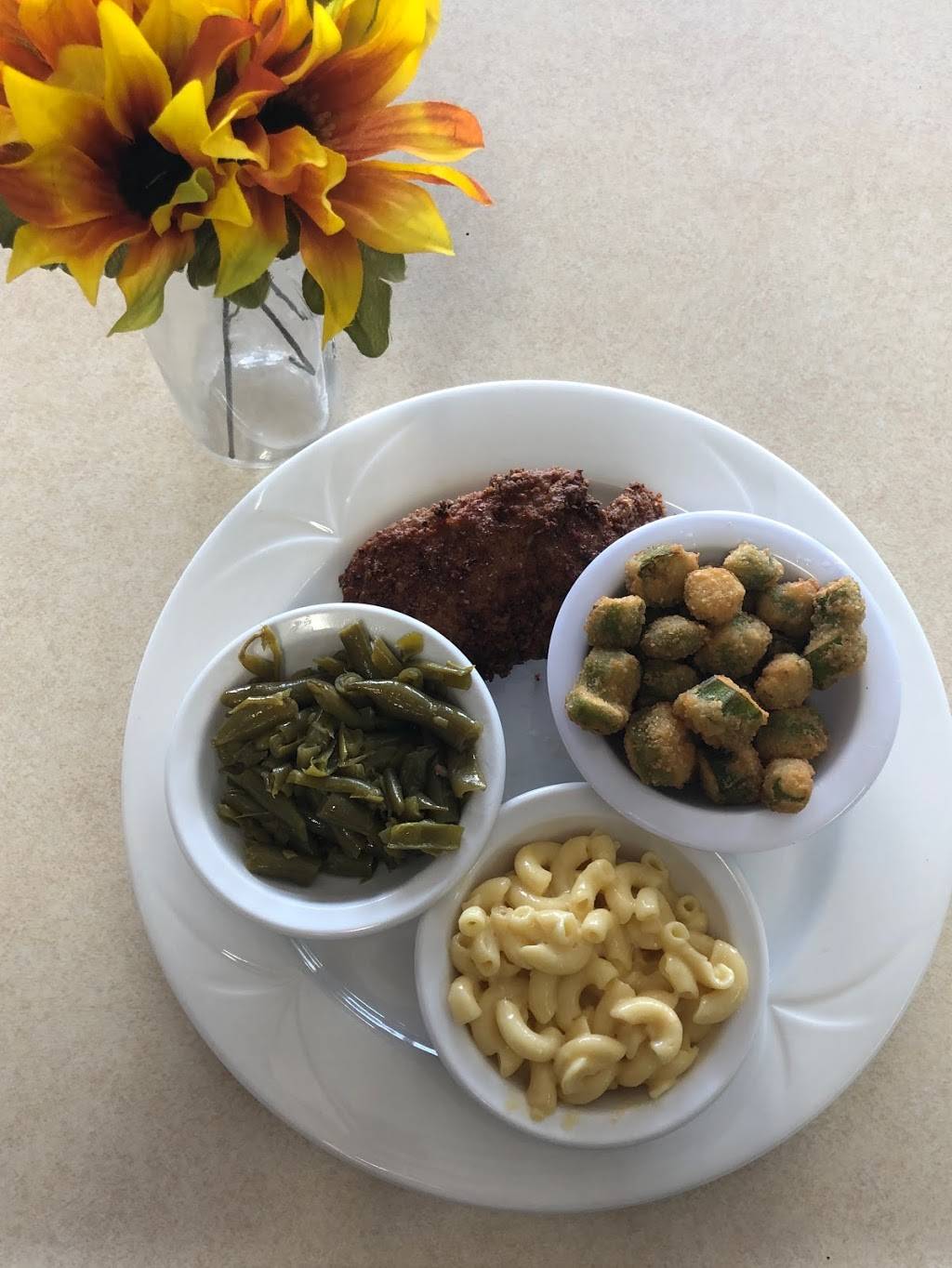 The Southern Eatery | restaurant | W Maple St, Morrison, TN 37357, USA | 9313181070 OR +1 931-318-1070