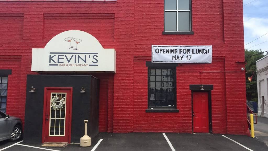 Kevins Bar & Restaurant | restaurant | 247 Wyoming Ave, Kingston, PA 18704, USA | 5702853071 OR +1 570-285-3071