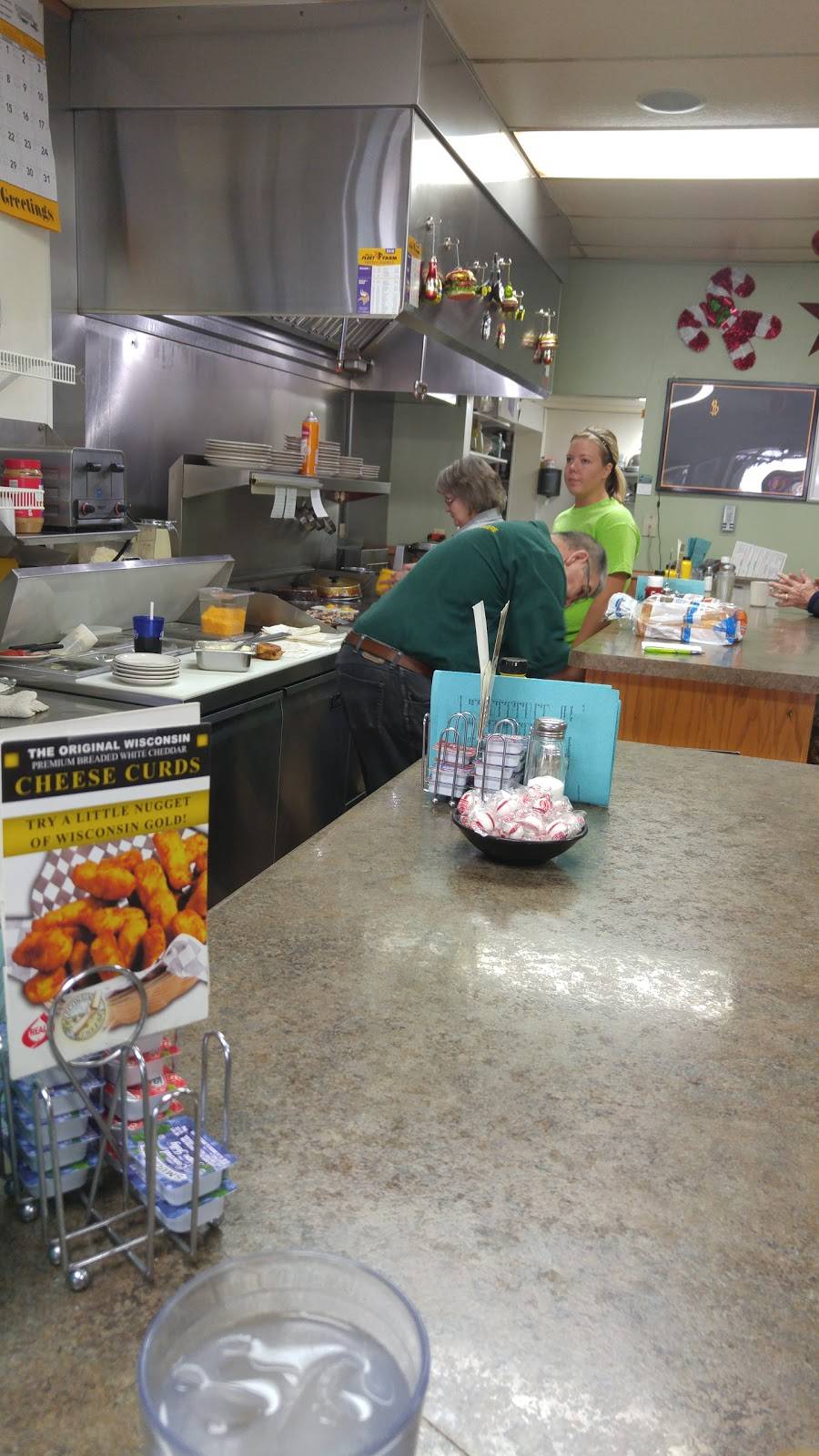 Bonnie Raes Cafe | cafe | 108 Main St, Rollingstone, MN 55969, USA | 5076892140 OR +1 507-689-2140