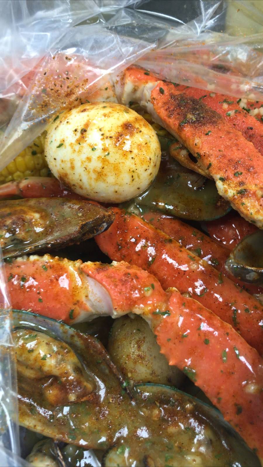 House of Krustaceans | restaurant | 109 Fairfield Ave, Upper Darby, PA 19082, USA | 2158277870 OR +1 215-827-7870