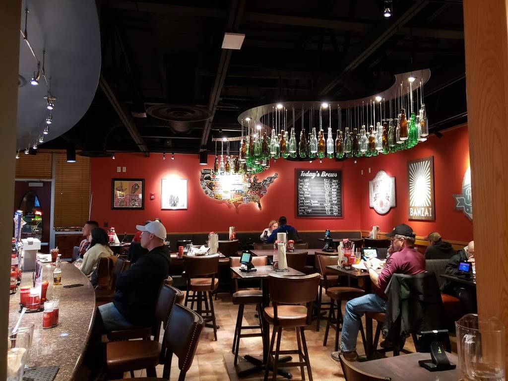 Red Robin Gourmet Burgers and Brews | restaurant | 2707 Pine Lake Rd, Lincoln, NE 68516, USA | 4024218600 OR +1 402-421-8600