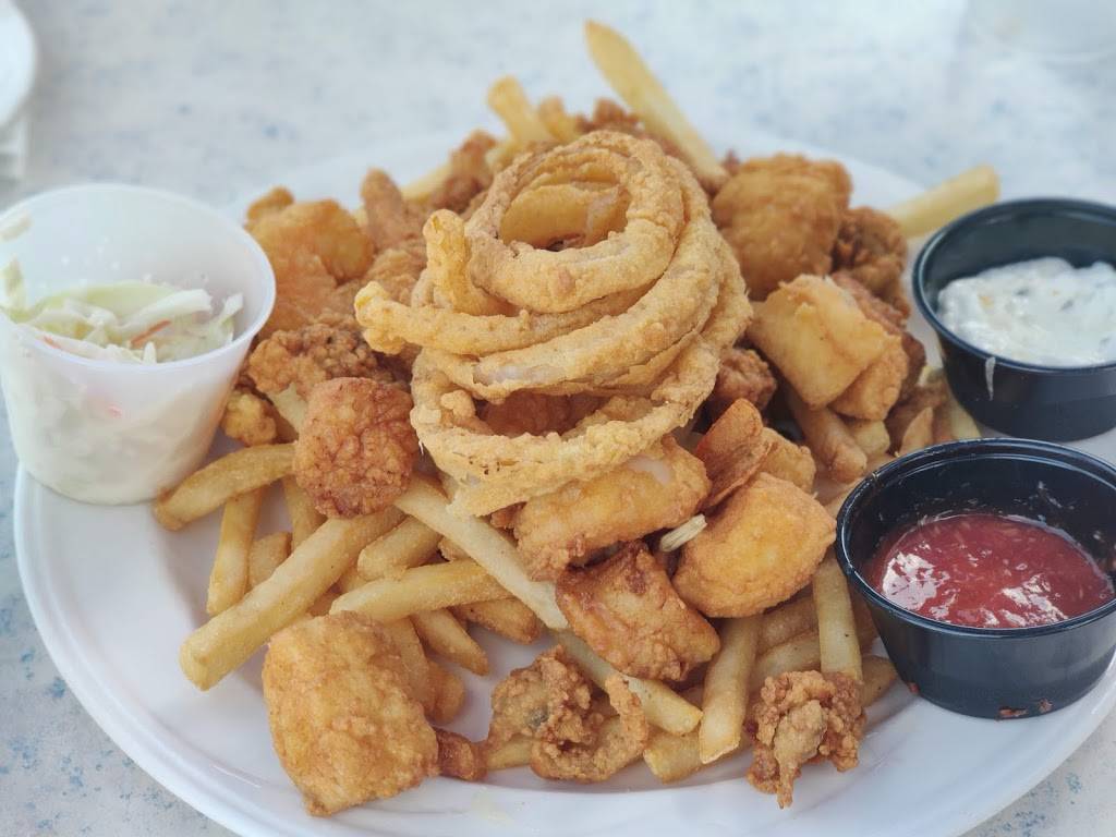 Boardwalk Cafe & Pub | restaurant | 139 Ocean Blvd, Hampton, NH 03842, USA | 6039297400 OR +1 603-929-7400