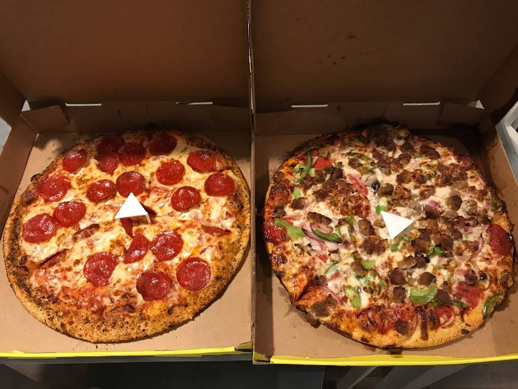 Hungry Howies Pizza | meal delivery | 5820 Douglas Rd, Toledo, OH 43613, USA | 4194742800 OR +1 419-474-2800