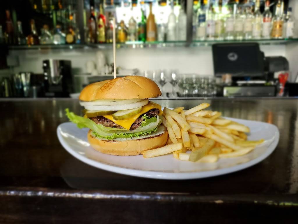 Dobbs Ferry Bar | restaurant | 406 Hayes St, San Francisco, CA 94102, USA | 4158576791 OR +1 415-857-6791