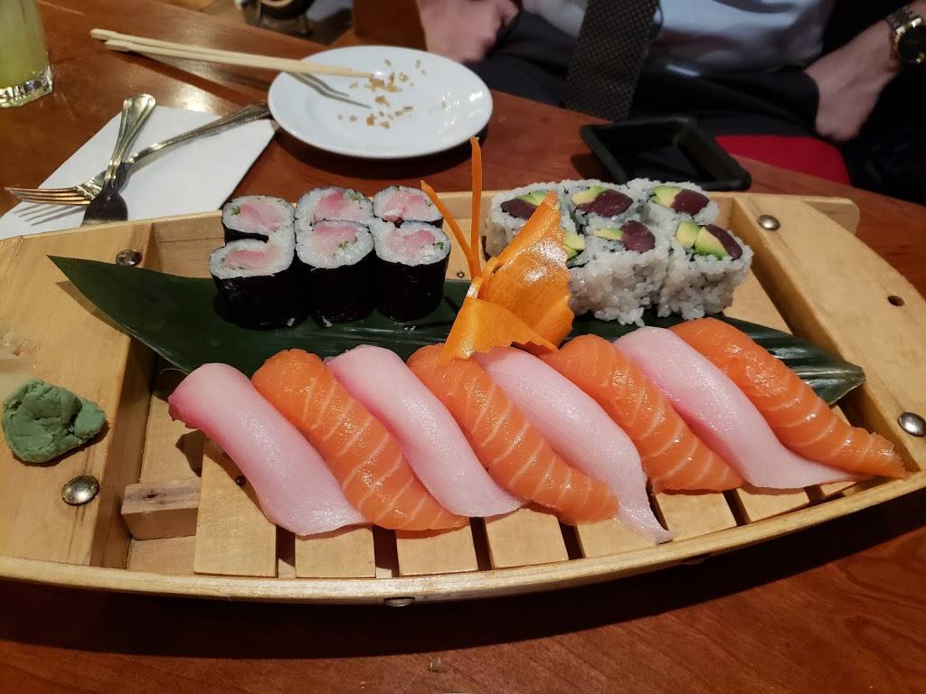 Shogun Hibachi | restaurant | 111-16 Queens Blvd, Forest Hills, NY 11375, USA | 7182634110 OR +1 718-263-4110