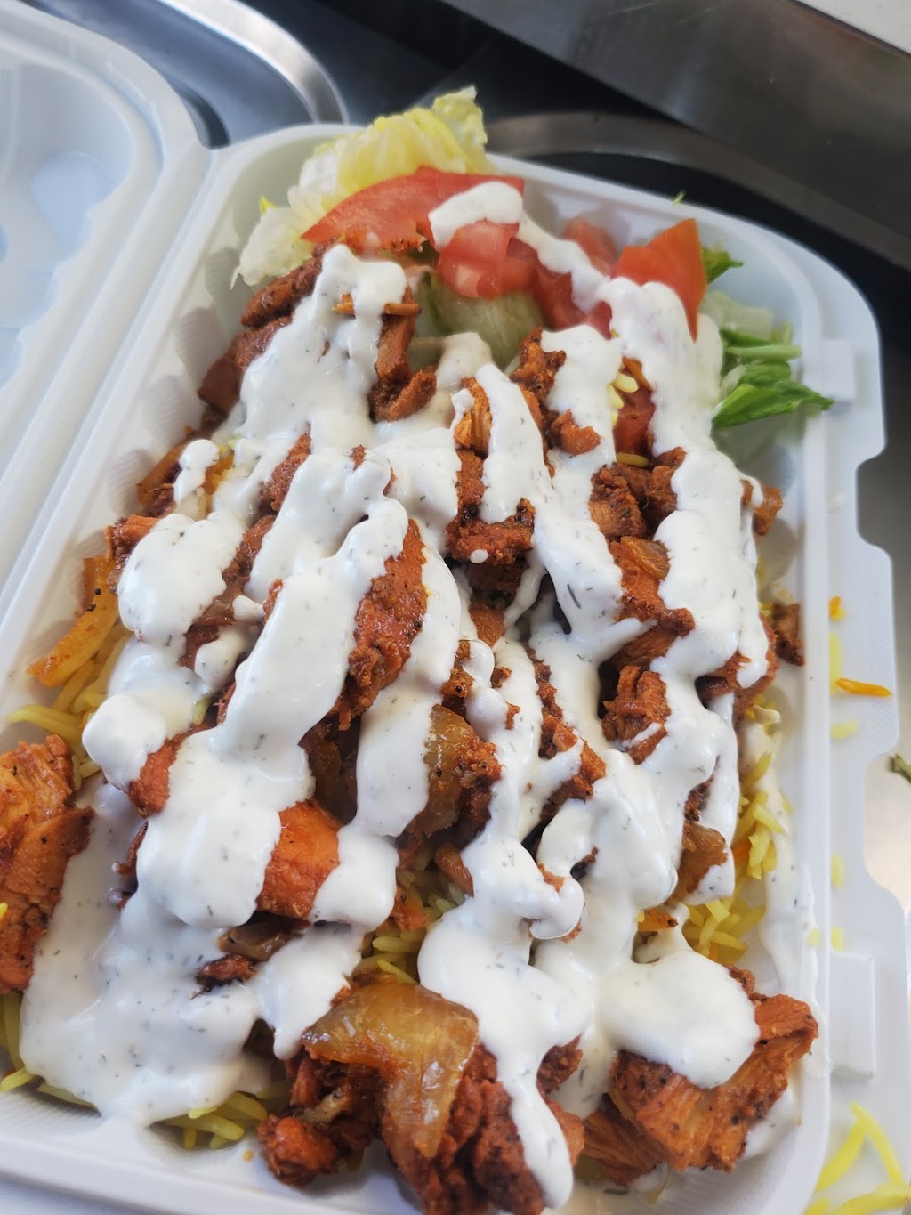 H&T Halal food & Gyros Cart. | restaurant | Near, Baltimore, MD 21205, USA | 4106701426 OR +1 410-670-1426