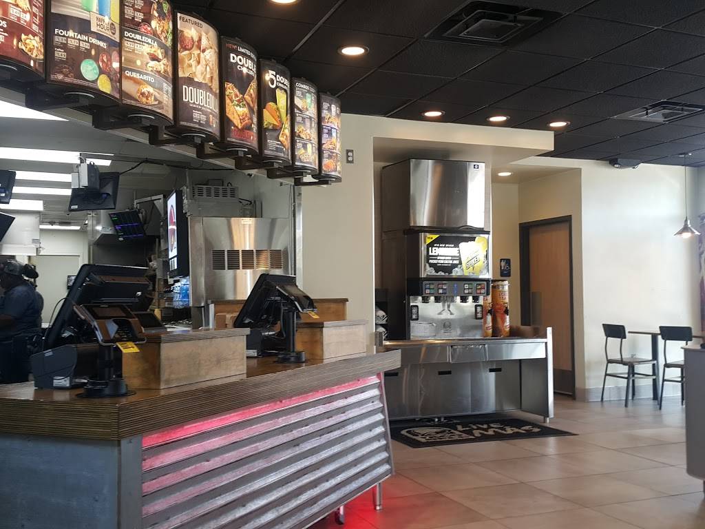 Taco Bell | meal takeaway | 1316 S Cooper St, Arlington, TX 76013, USA | 8172778042 OR +1 817-277-8042