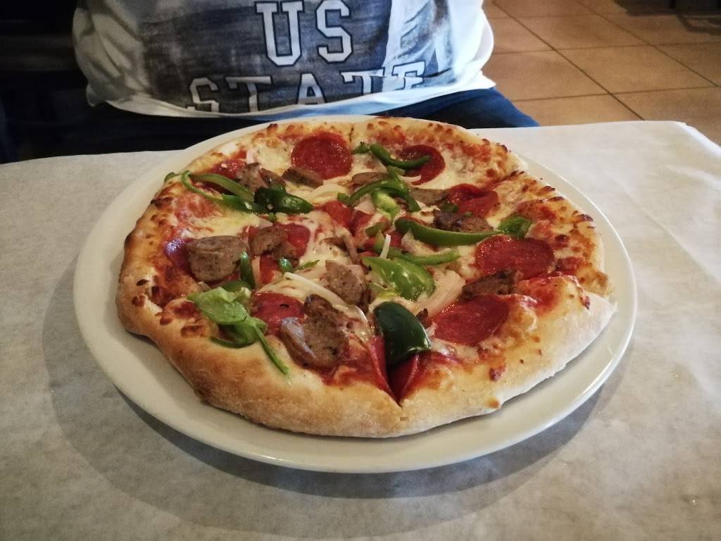 Little Italy Restaurant | restaurant | 2901 Parkway Blvd, Kissimmee, FL 34747, USA | 4073967736 OR +1 407-396-7736