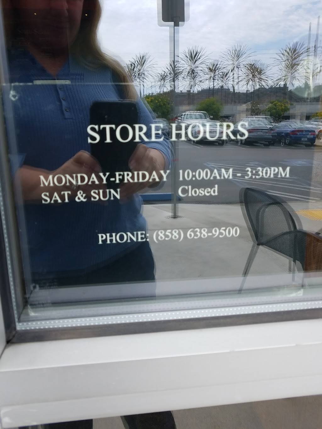 Croutons | restaurant | 9254 Scranton Rd, San Diego, CA 92121, USA | 8586389500 OR +1 858-638-9500