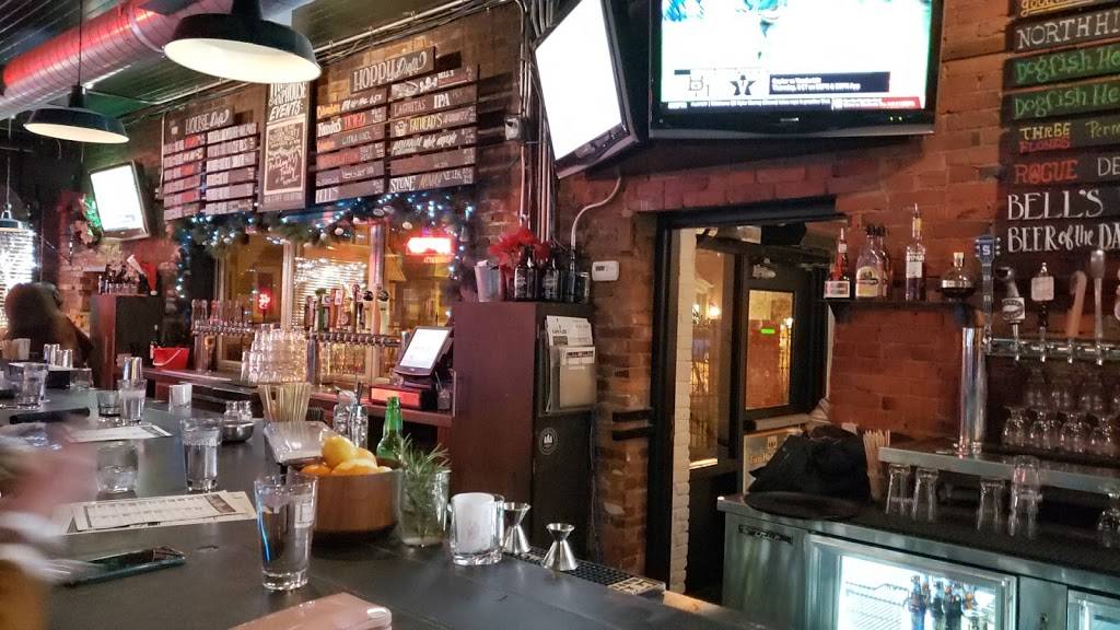 Tremont Taphouse | restaurant | 2572 Scranton Rd, Cleveland, OH 44113, USA | 2162984451 OR +1 216-298-4451