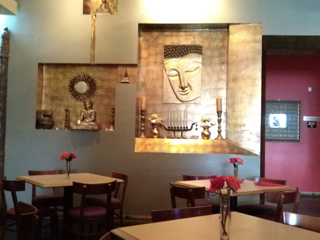 Silver Thai Cuisine | restaurant | 906 W McDermott Dr Ste 104, Allen, TX 75013, USA | 9727477452 OR +1 972-747-7452