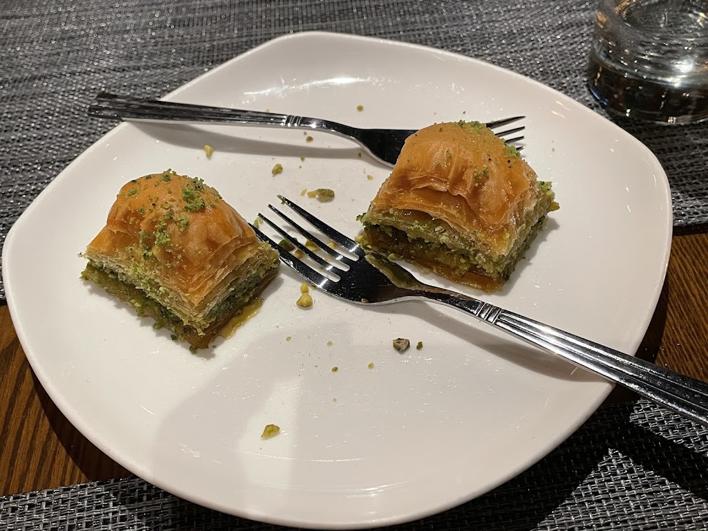 Salt mediterranean restaurant | restaurant | 1123 1st Ave., New York, NY 10065, USA | 9172614443 OR +1 917-261-4443