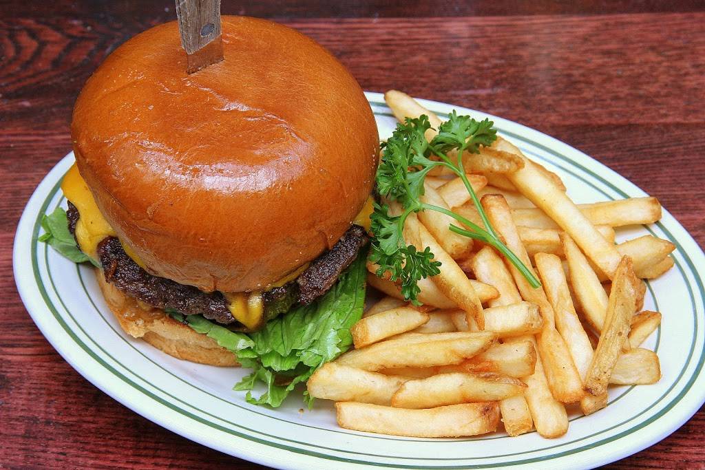 Mels Drive-In | restaurant | 8585 Sunset Blvd, West Hollywood, CA 90069, USA | 3108547201 OR +1 310-854-7201