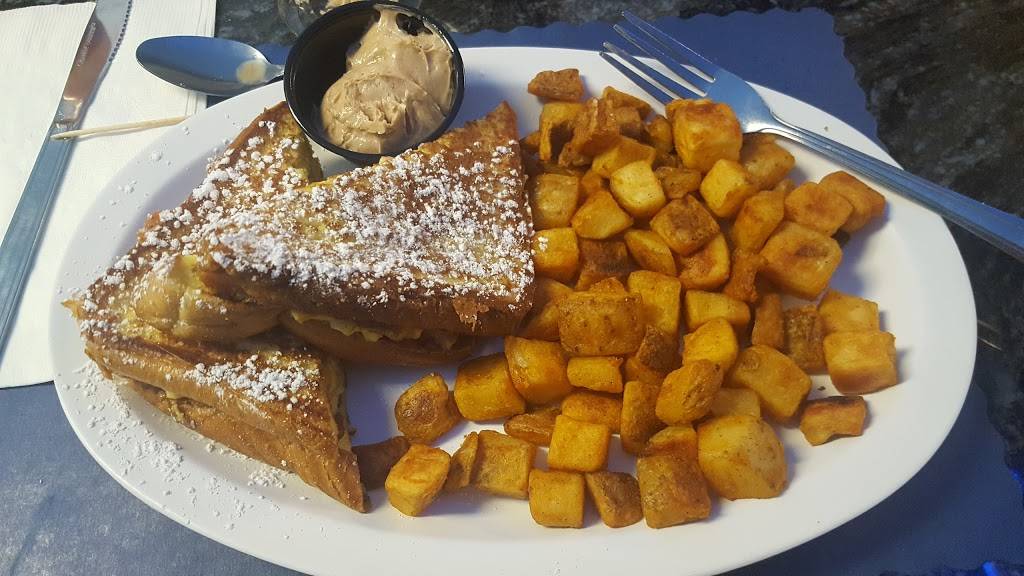 Little Depot Diner | restaurant | 1 Railroad Ave, Peabody, MA 01960, USA | 9789777775 OR +1 978-977-7775