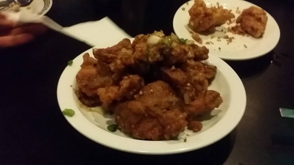 Cho Mings | restaurant | 1710 Jane St, York, ON M9N 2S4, Canada | 4162428126 OR +1 416-242-8126