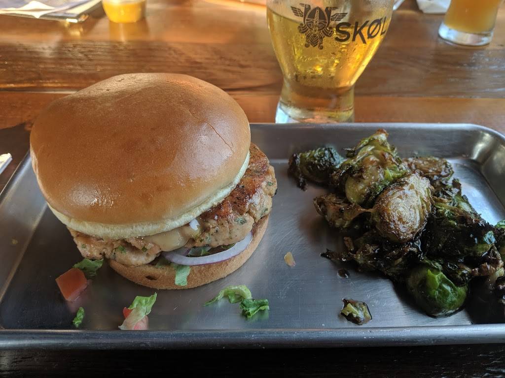 SKØL | restaurant | 401 SE 5th St, Des Moines, IA 50309, USA | 5157771012 OR +1 515-777-1012