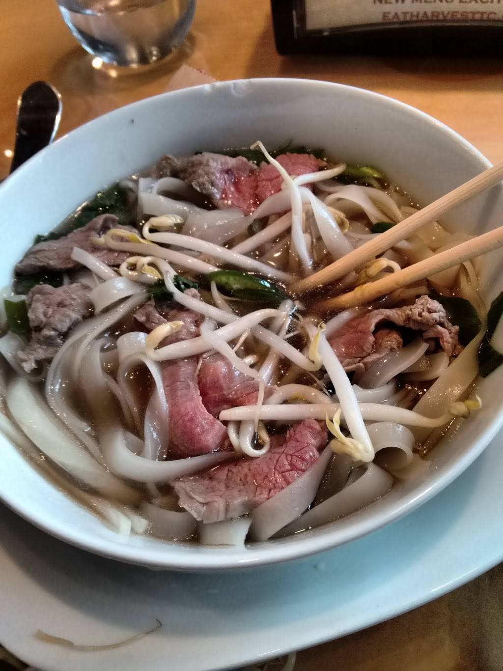 Harvest | restaurant | 136 E Front St, Traverse City, MI 49684, USA | 2314866037 OR +1 231-486-6037