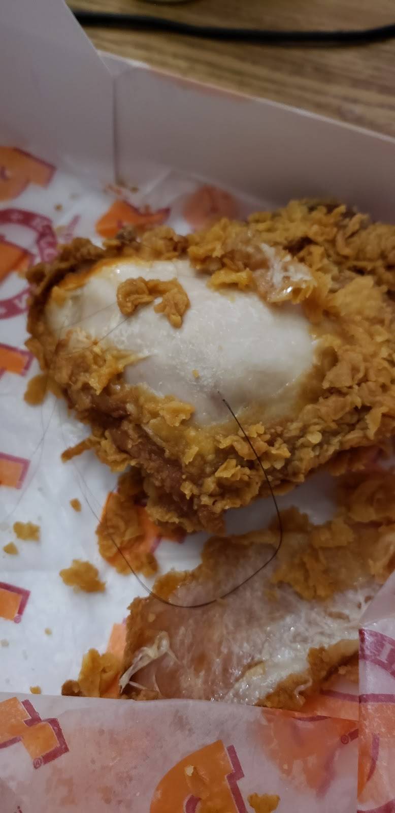 Popeyes Louisiana Kitchen | restaurant | 4570 Chambers Rd, Denver, CO 80239, USA | 7194840746 OR +1 719-484-0746